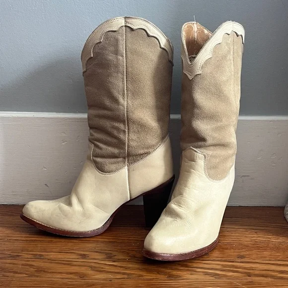 Zodiac USA Vintage Women's Size 10 Off White Suede Leather Western Cowboy Boots - Picture 1 of 15